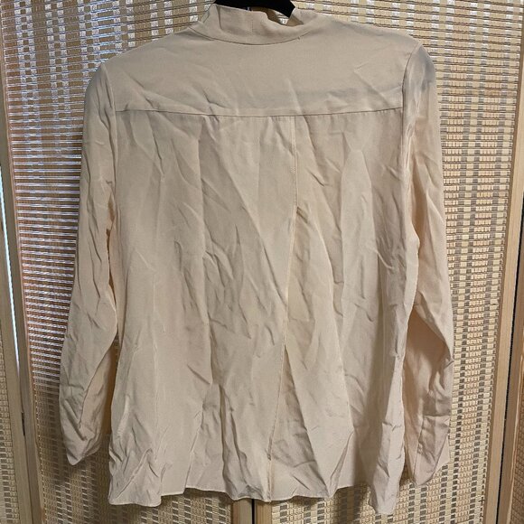 CUYANA Silk V-Neck Blouse size M - Picture 7 of 9
